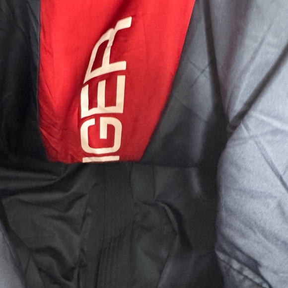 NEW Tommy Hilfiger Puffer Jacket Men's XL - Picture 8 of 10